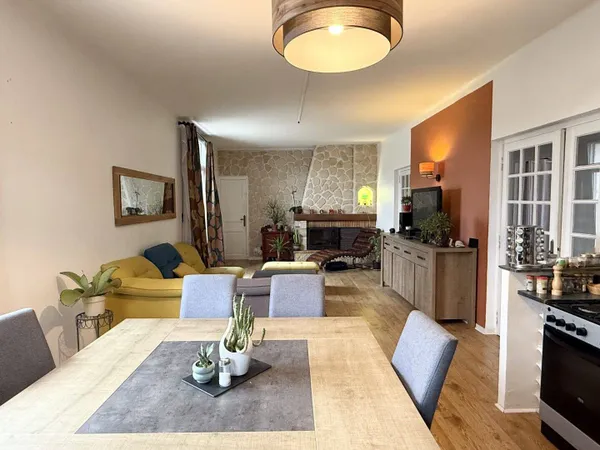 Appartement 5 pièces 119 m² 