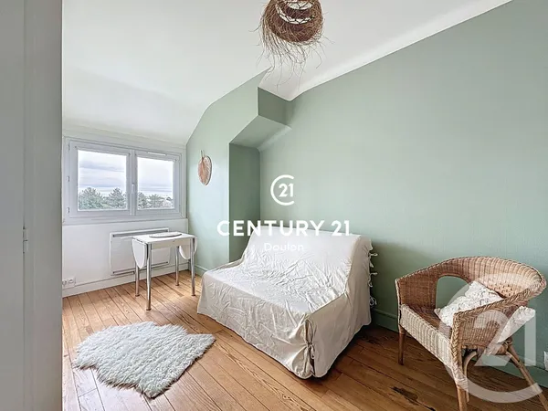 Appartement 1 pièce 14 m² 