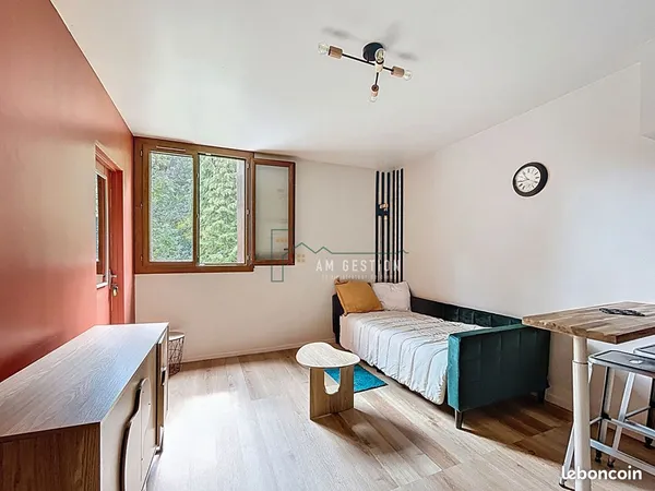 Studio 1 pièce 21 m² 