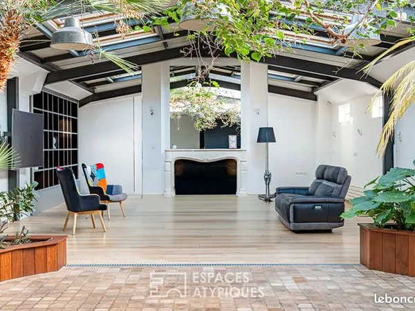 Appartement 4 pièces 241 m² 
