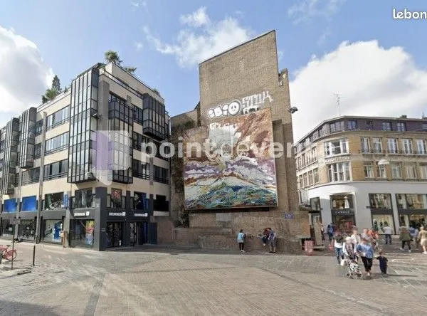 Local commercial 363 m² 