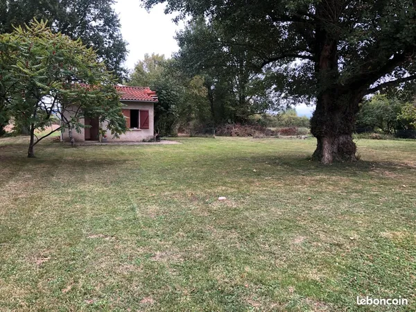 Terrain 1182m² 