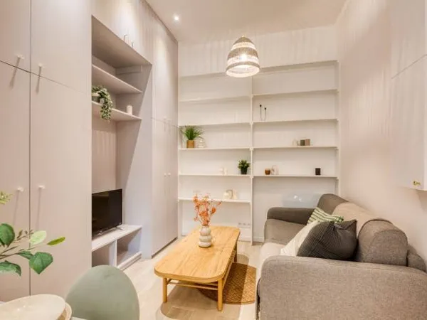 Studio 1 pièce 14 m² 