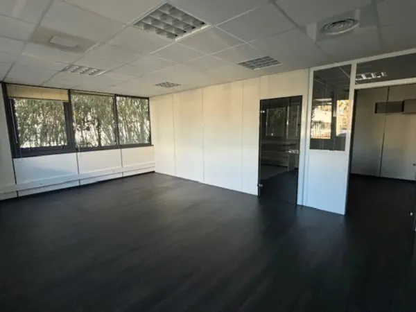 BUREAUX A LOUER 
