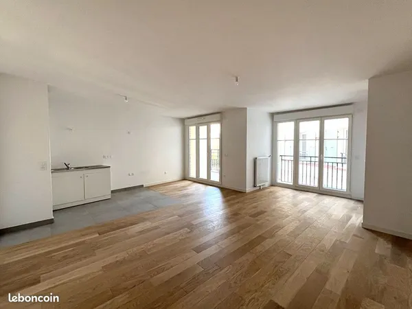 Appartement 4 pièces 83 m² 