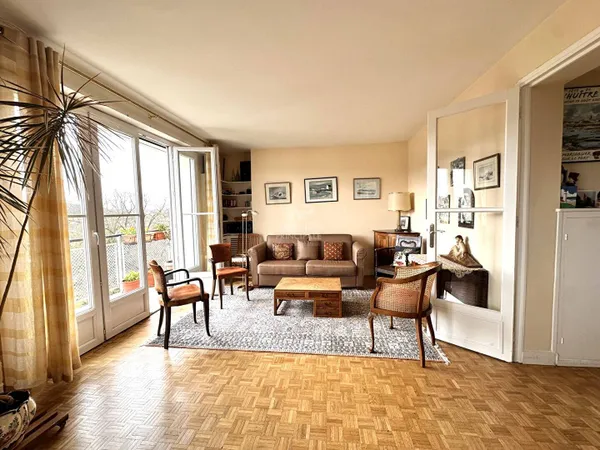 Appartement 4 pièces 77 m² 