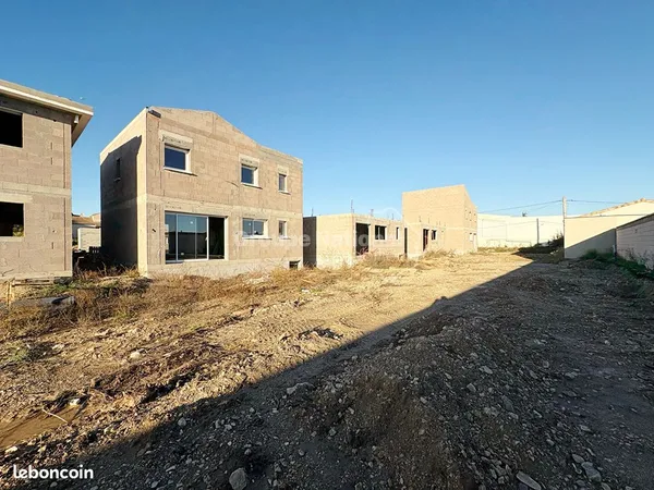 Villa 5 pièces 103 m² 