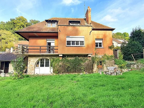 Propriété 6 pièces 150 m² 