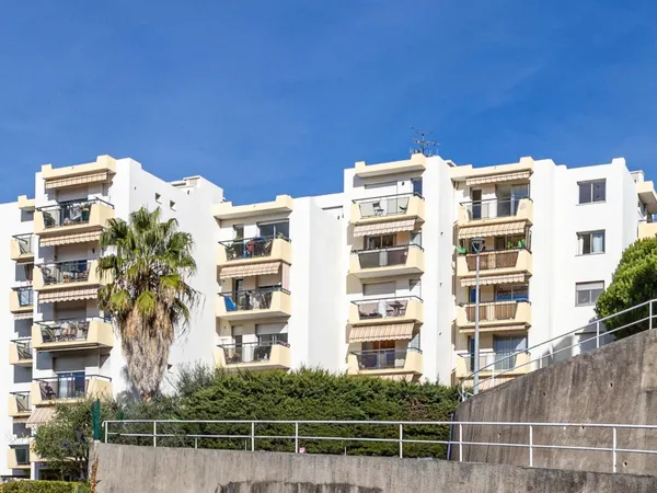 Nice Ouest - 3 Pièces - Dernier étage - Vue mer - Garage 