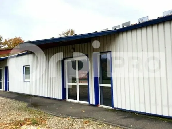 Bureau 106 m² 