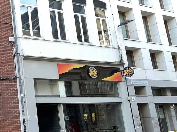 Boutique 5 pièces 120 m² 