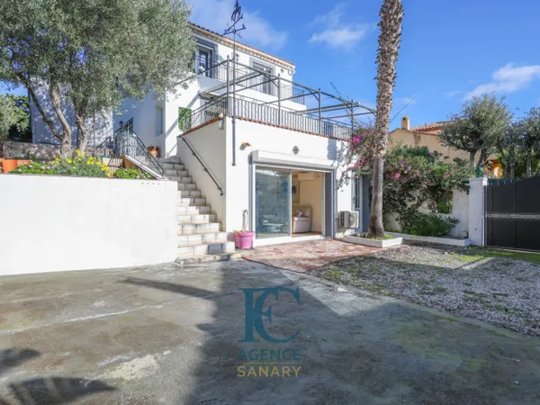 Maison en deux habitations de 145 m² près de la mer 