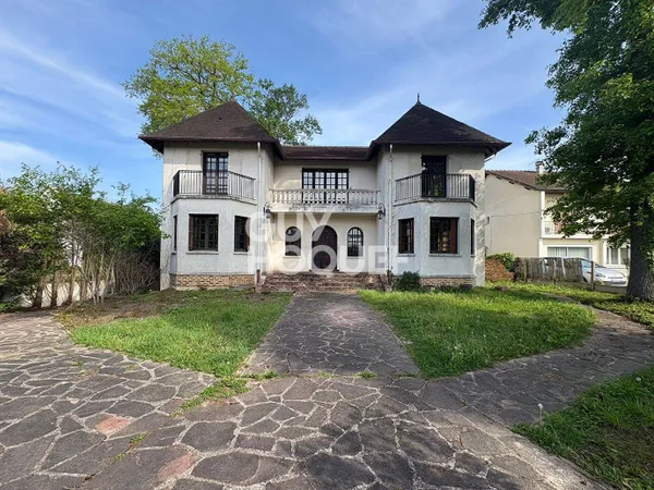Maison 9 pièces 206 m² 