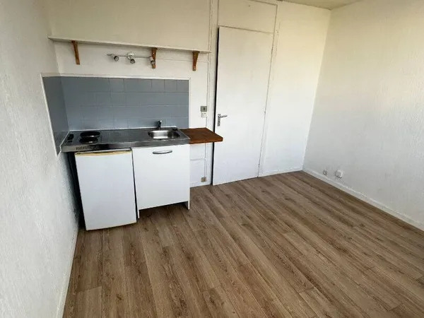 Appartement 1 pièce 17 m² 