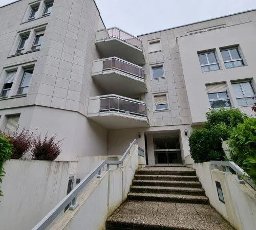 Appartement 4 pièces 93 m² 