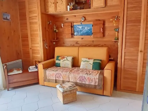 Studio 1 pièce 24 m² 