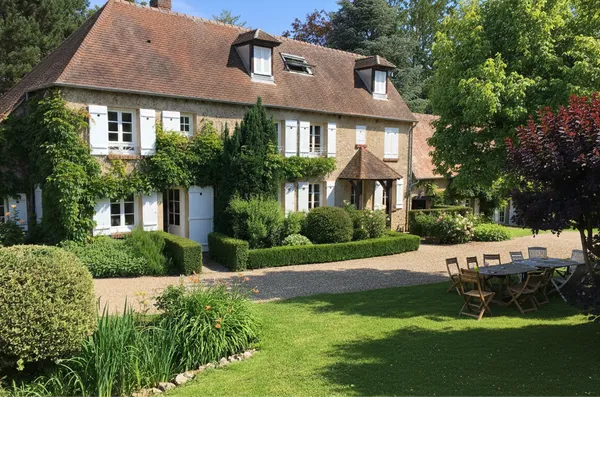 Loue maison de campagne avec piscine à 1h10 de Paris - uniquement pour 5 mois consécutifs (avril 