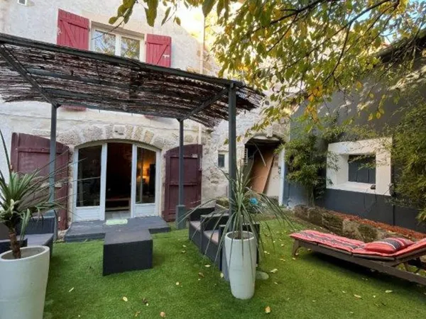 34530 Montagnac maison de 118 m2 avec une cour intérieure de 134 m2 