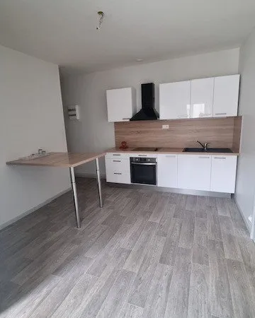 F3 avec cuisine équipée 