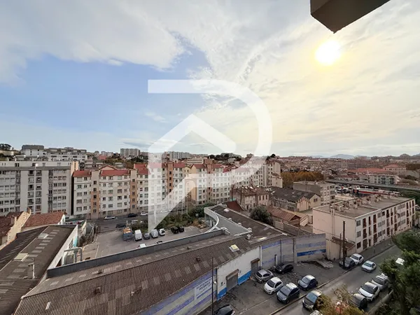 Idéal investisseur Appt de type 2 de 43 m2, Marseille 14ème 