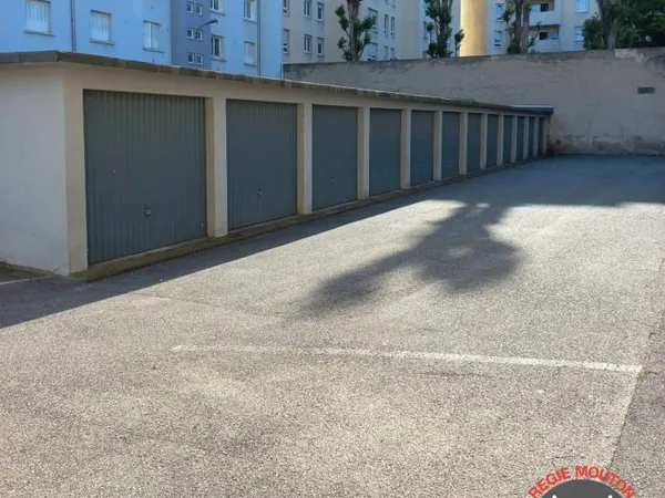 Garage/box 14 m² Lyon 
