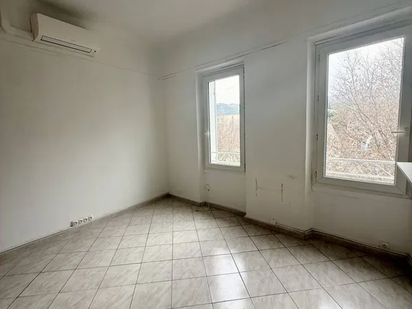 Appartement 1 pièce 33 m² 