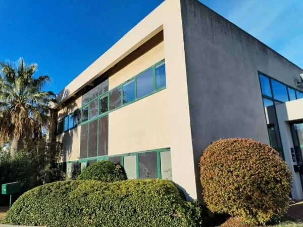 Bureaux 268 m² 