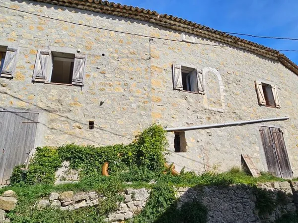 Maison 6 pièces 230 m² 