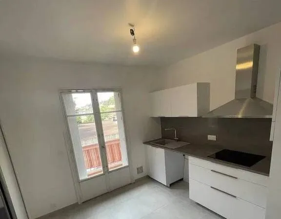 Appartement 3 pièces 75 m² 