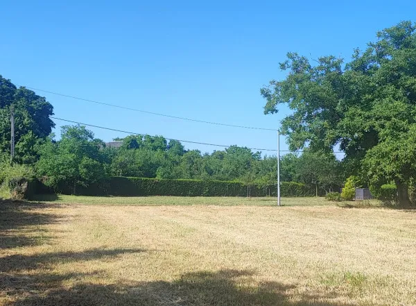 Terrain constructible 760 m² 