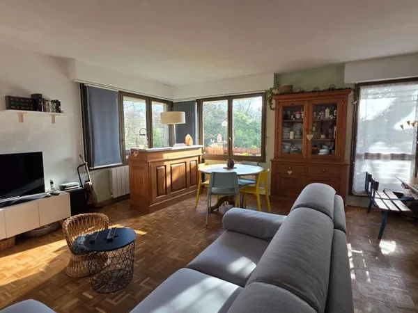 Appartement 4 pièces 92 m2 Bordeaux Caudéran Stéhélin 