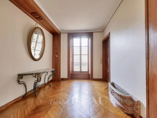 Appartement Rénové 2 Chambres - Versailles 