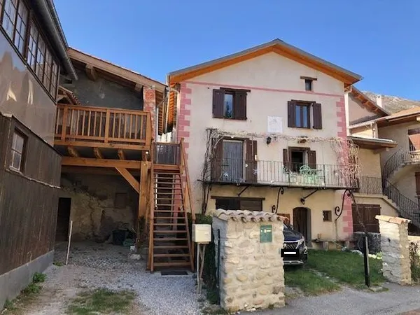 Maison 6 pièces 125 m² 