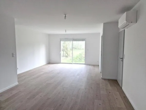 Maison de plain-pied 4 pièces 82 m² 