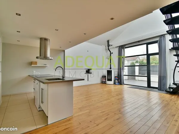 Appartement 3 pièces 100 m² 