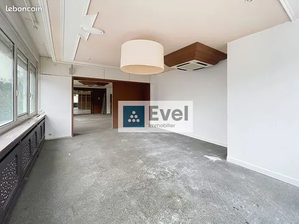 Bureaux 48 m² 