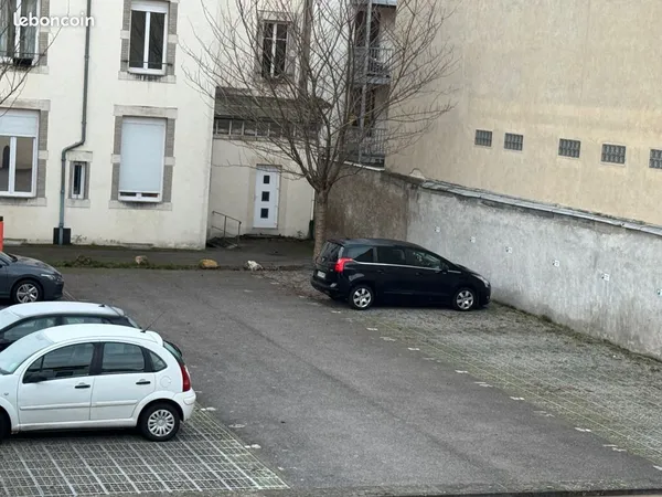 Place de parking aérien à louer 