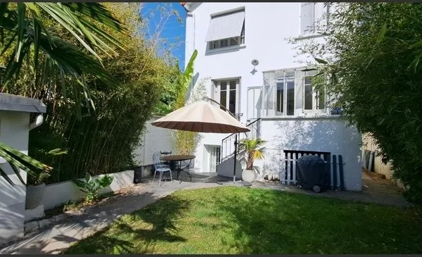 Maison 6 pieces 118m² A 2mn a pied du RER E CHAMPIGNY SUR MARNE (94) 