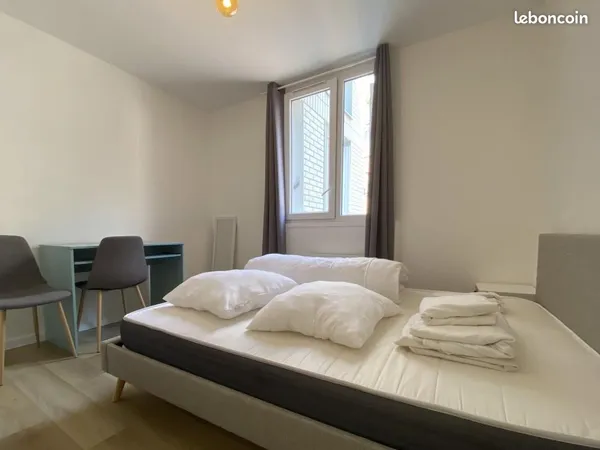 Chambre 5 pièces 9 m² 