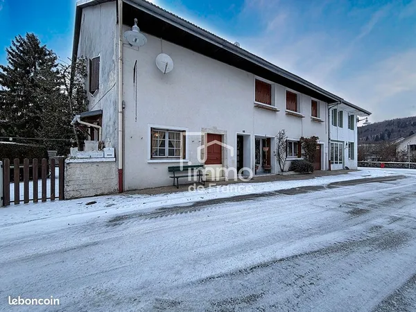 Maison 9 pièces 225 m² 