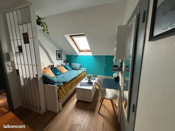 Studio 1 pièce 10 m² 