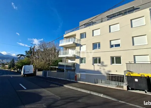 Appartement 3 pièces 62 m² 