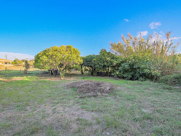 Terrain 1348 m² 