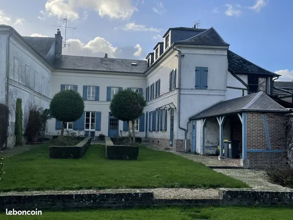 Maison de ville 11 pièces 193 m² 