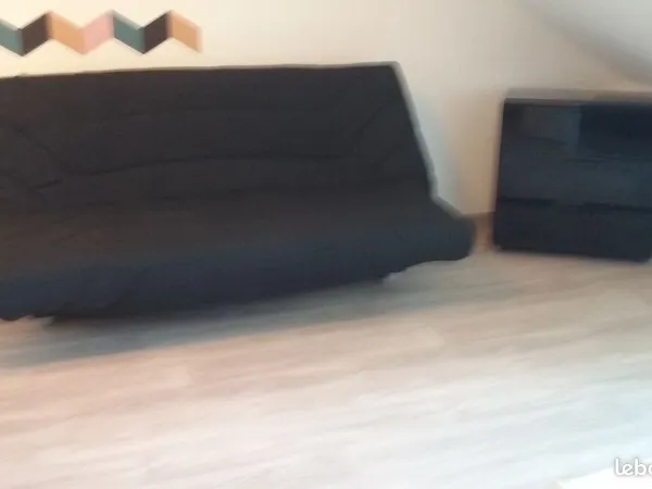 Studio meublé 
