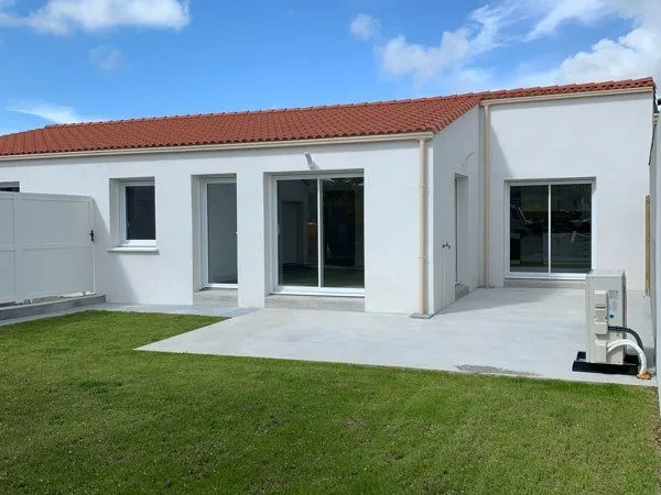 Maison neuve de 3 chambres 
