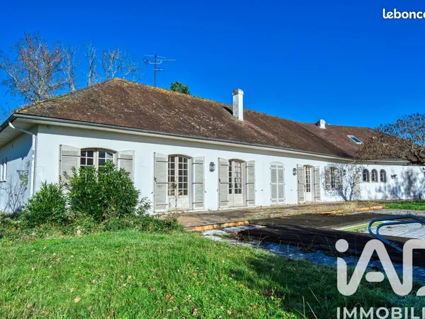 Maison 10 pièces 283 m² 