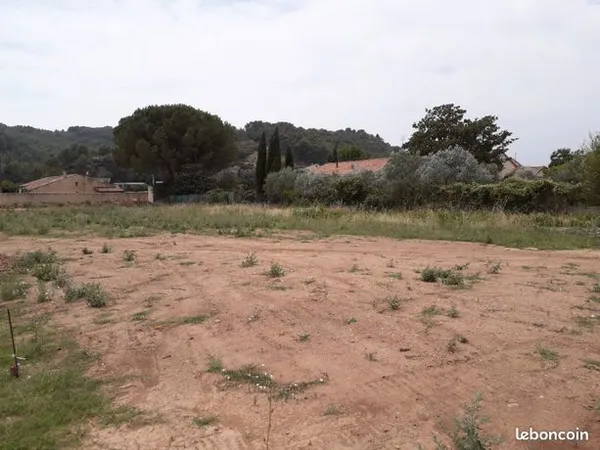 Terrain 480 m² 