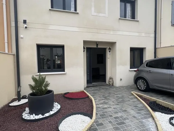 Maison 6 pièces 101 m² 