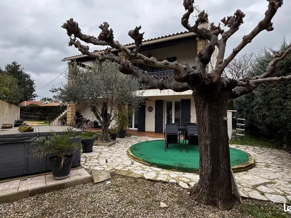 Maison 7 pièces 180 m² 